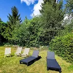 Дом отдыха Lovely In With Kitchen