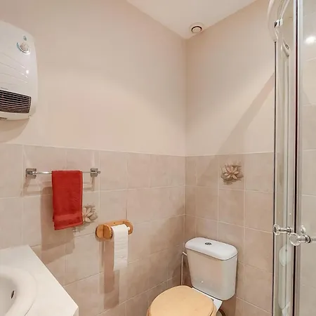 Lovely In With Kitchen Gérardmer