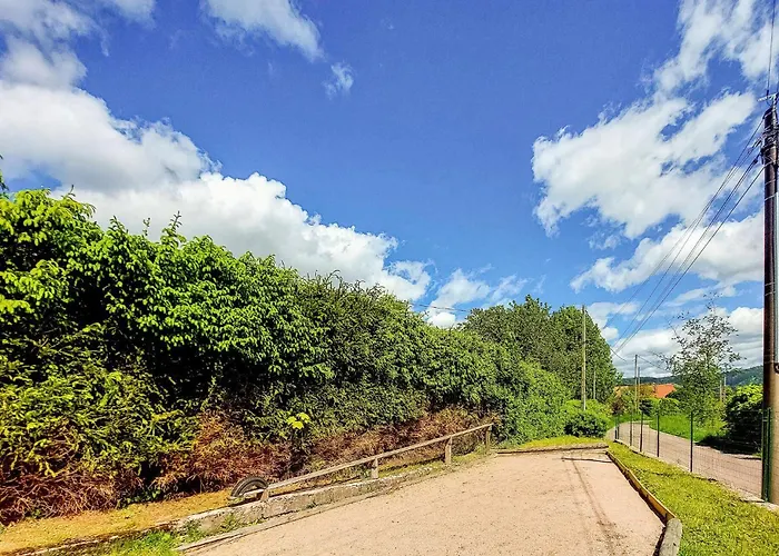 Holiday home Lovely In With Kitchen